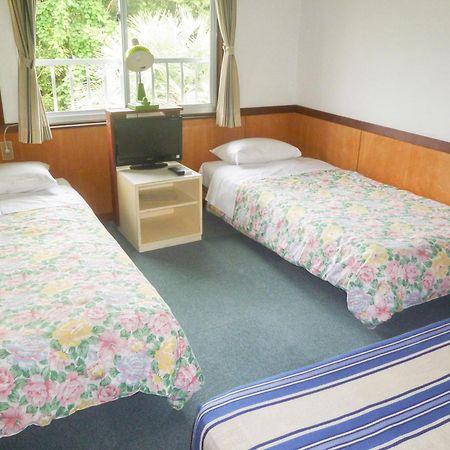 Pension Flora Tateyama  Exterior photo